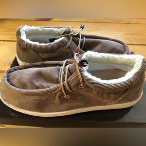 Women’s Outwoods Hey Dude’s Inspired Corduroy Loafers New in box!